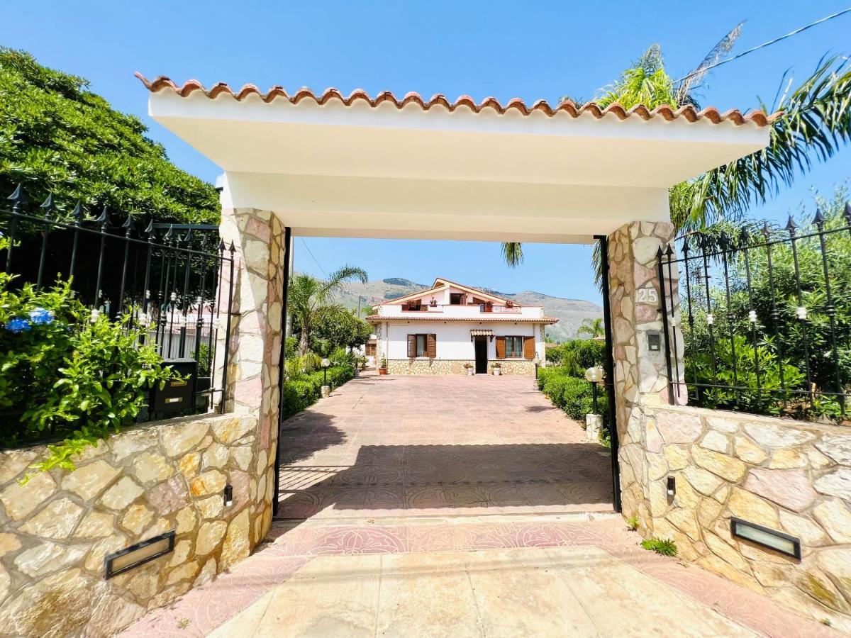 Villa Genova カリーニ エクステリア 写真